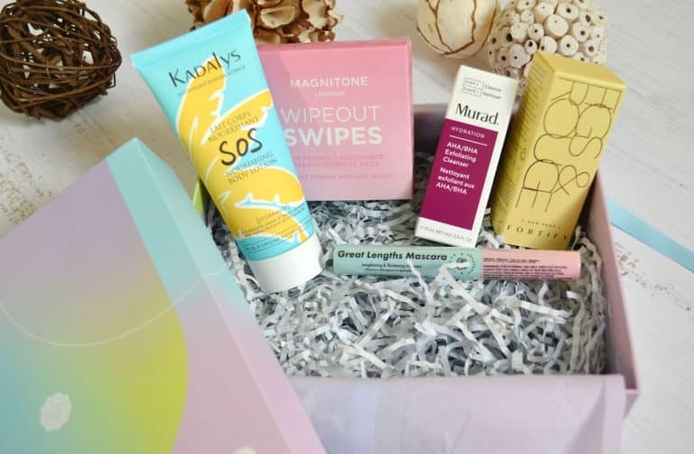 Glossy Box De Janvier New Horizons La Box Du Mois