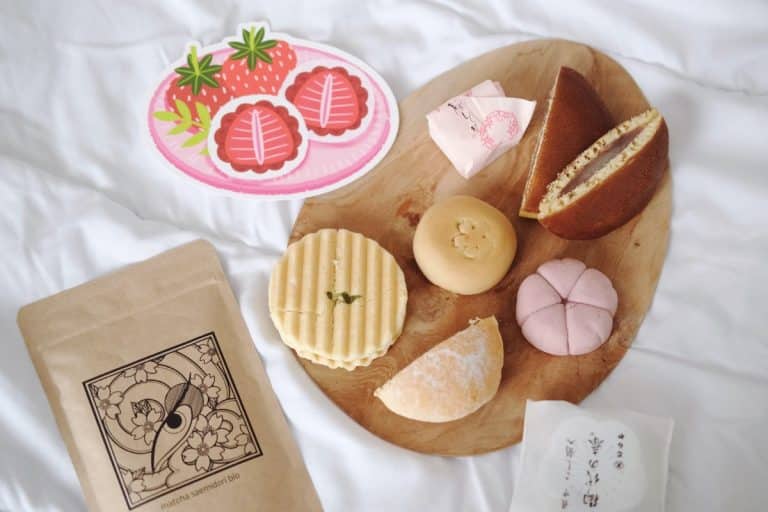 Bonbon Japon  Box Japon : Pâtisseries et Snacks Japonais